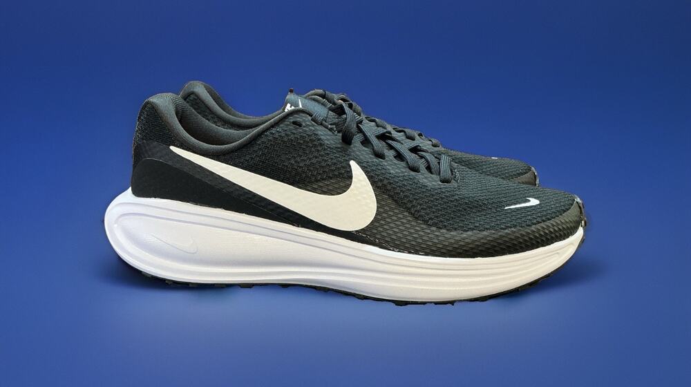 Size 8.5 Nike Revolution 8 Black White Womens Running Jogging Shoes HJ8485-001